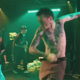 Neck Deep // STFU #music #poppunk #neckdeep #stfu #sadsong #sadstory 