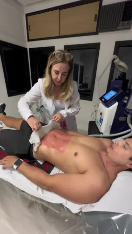 Criolipólise na barriga. #corpo #criolipolise #esteticacorporal @ANA PRADO ESTETICA E BELEZA 