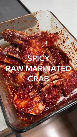 crabs unites us all 🥹🦀 big shoutout to @hoemgirl for the recipe🫶🏻 #spicyrawmarinatedcrab #rawmarinatedcrab #koreanfoodrecipe 