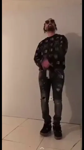 #aroufgangsta #aroufgangstadance #arougangsta #humour #vidéo #memedrôle #dance #funnytiktokvideos #humours #drole #danse #cropmemes #boys #cringegênant #videosdrôle #dz #tiktokdrôle #freestyle #rai 
