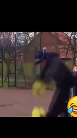 Soccer fails #futbol #Soccer #football #futbol_soccer09 #blooper #fail #🐐 