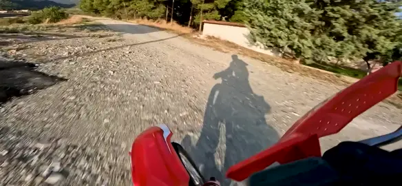 CRF 450😳😳 #ktm #ktmsx #125 #ride #rider #moto #motocross #enduro #cross #dirtbike #yamaha #honda #beta #husky #husqvarna #suxuki #sherco #450 #450cc #crf #crf450r #4t #2t 