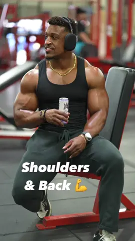 Shoulders & back 💪🏻 #sports #GymTok #gymmotivation #Fitness #workout #fyp #fypシ #viralvideo #viral #foryou