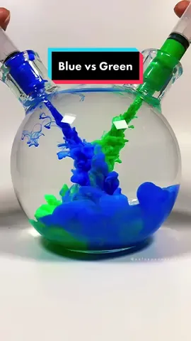 #fyp #painting #satisfying #paintmixing #satisfyingart #water #paint #colors 