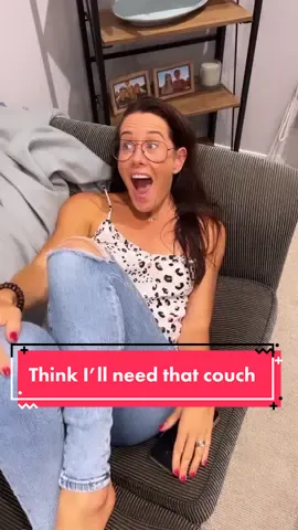 Think I might need that couch tonight 😳😆.  #quinndalecomedy #husbandwife #couplecomedy #marriedlife #blindreaction #mijo 