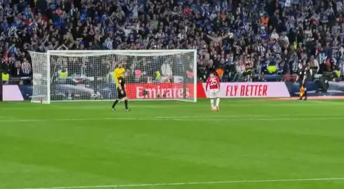 Sancho penalty ✅ (3-3) #sancho #penalty #topbins #manutdvsbrighton #facup #facupsemifinal #manchesterunited #united  #foryou #fyp #live #matchday #manutdtiktok #mufc #wembley