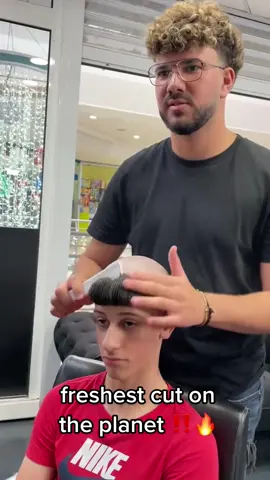 hide your girlfriends immediately (@albertheburbur) #freshcut #haircut #hairstyle #crazyhair 