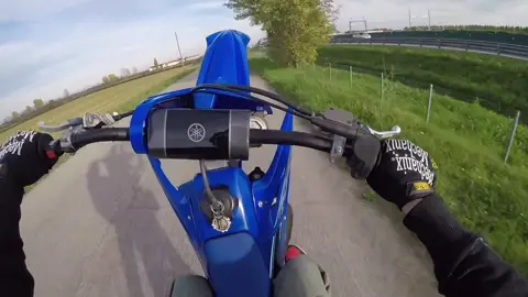 😈😈😈 #bikelife #moto #yamaha #yz125 #wheelie #motocross #yz #onewheel #bikeriding #honda #wheeliebike #motorbikesedits #motovibes #nopanic 