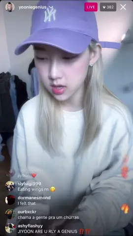 i love her sm 😭 #jiyoon #weeekly #yooniegenius #kpop #fyp 