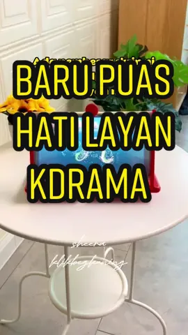 Skrin handphone boleh dibesarkan guna screen magnifier ni. Baru pus hati layan movie/kdrama #screenmagnifier #pembesarskrintelefon #kakimuveeasian #kakikdrama #layanmovie #handphonescreenmagnifier #fyp #tiktokshop #tiktokbazaarraya 