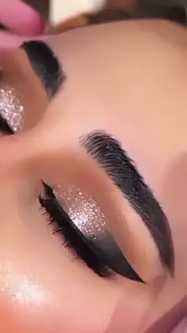 ✨ميكب عروستي على طلبها✨ . . . . . #الشعب_الصيني_ماله_حل😂😂 #الشعب_الصيني_ماله_حل😂😂🙋🏻‍♂️ #اجازه #vacation #omg #fy #fyp #foryou #fypシ #foryou #foryoupage #animeedit #wow #wedding #work #عرايس #عهود_ابوجافله #عرايس_الرياض #عرايس2023 #عرايس_ابها #ميكب_ارتست #ببجي #زواج #Brides #bridesmakeup 