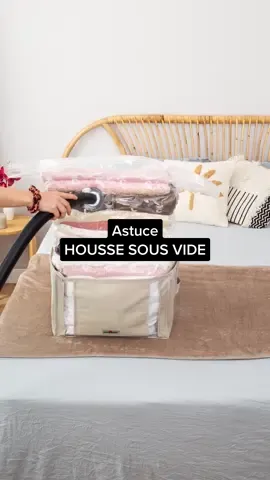 Sais-tu que les housses de rangement sous vide permettent de compresser les couettes mais aussi les vêtements volumineux et encombrants ? 👕✨ C'est la solution idéale pour gagner de la place dans tes armoires parce que la mise sous vide c'est carrément jusqu'à 75 % d'espace en plus ! 😍 BON A SAVOIR :​ ❗Certaines pièces ne peuvent pas se ranger sous vide comme les chaussures, les chapeaux, les costumes ou les robes de mariée​. ❗Pour éviter les faux-plis️, pense à plier soigneusement tes vêtements avant de les compresser. #rangement #organisation #astuces #astucesrangement #vêtements #maison #decoration #deco #storagesolution #houssesousvide #vacuumbox #ranger #organiser #fyp #foryou #explore #viral #trending #pourtoi