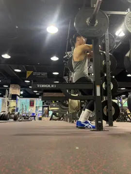 再來前蹲🥵 #前蹲舉 #舉重 #力量 #力量訓練 #健身 #一對一教學 #自由教練 #林口 #桃園 