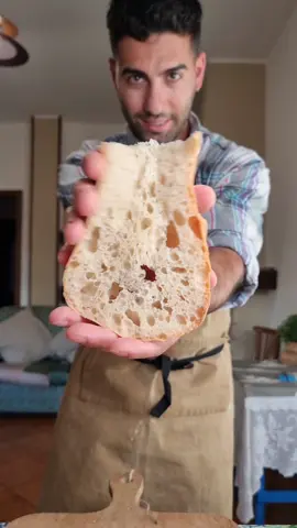 Let's make Ciabatta bread! 😯 Bread series - Part 1  #bread #breadmaking #ciabatta #italianbread #breadbaking #breadrecipe #breadtok #crumb #pane #homebaking 