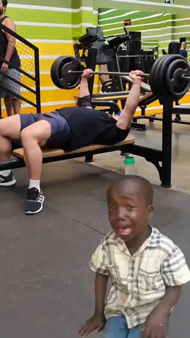 Travou 😂 #musculação #bodybuilding #academia #meme #zueira #foryou #fyp #humor #treino 