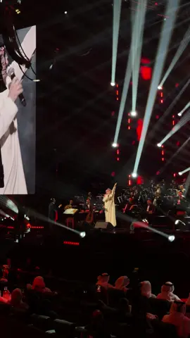 #عبدالمجيدعبدالله #مجودي #حفلة #ابوظبي#الاتحاد_ارينا #وناسه #تعب #صراخ @🤍 @𝘿𝙆𝙃 