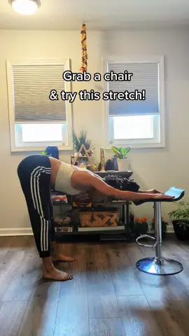 chair yoga for rounded shoulders ✨ #trythis #yoga #fyp #yogafor #yogateacher #shoulders #wellness 