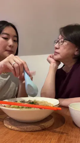 Have you heard of bah kuh teh before? If not, you’re missing out 😮‍💨  Bah kuh teh in the Hokkien + Fujianese dialect means pork rib tea. It’s a rich herbal soup that is usually cooked with pork ribs but we used pork steaks instead! Usually the pork is simmered in the herbal broth for hours but we used a pressure cooker so it only took around an hour. Traditionally you eat it with youtiao (fried dough sticks) but you could use Yorkshire puddings if you can’t find any 🫢  #traditionalfood #bahkuhteh 