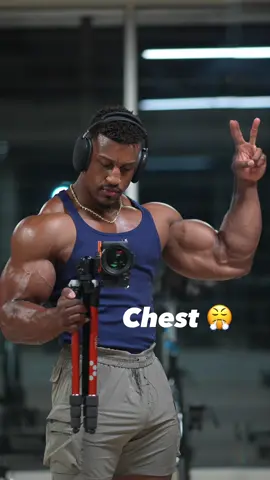 CHEST WORKOUT 🥵😤 fueled by @reignbodyfuel 🔋 get it DONE! 