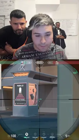 El Kun reacciona en vivo a Keznit #KRU #fyp #keznit #kunaguero #Valorant  @keznitdeuS @Sergio Agüero 