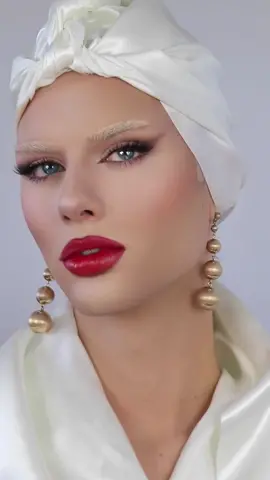 Seductive glamours makeup #beauty #makeup #trans #transgender #20s #whitesilk #filter #howtomakeup #makeuptuto #glamoursmakeup 