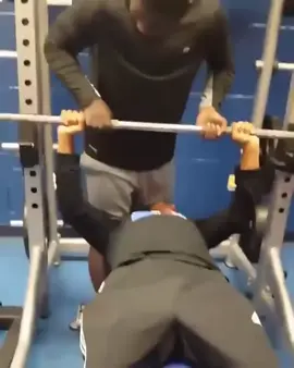 Guy farts while attempting to bench press 😂😂😂 #funny #fart #gym #fail #monday