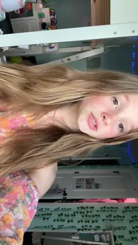 happy birthday to your fav april baby 🎉🎂🎈