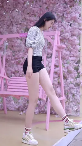 🌸#hottrend #GirlXinhDouyin #Chinabeauty #ChineseModel #BeautyAndFashion 