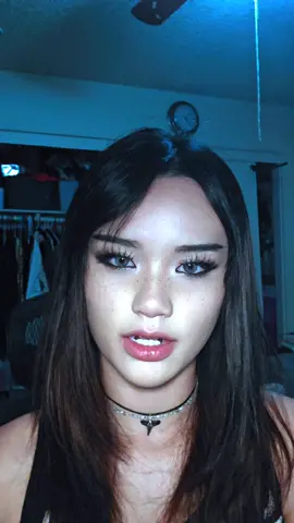 nah I'll eat ur heart #makeup 