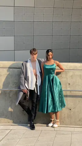 Seoul Fashion Week 2023 was a great opportunity to meet wonderful people sharing the same passion for fashion and hanbok!  #korea #일상 #서울 #신서울 #seoul #패션 #model #추천 #bts #도포 #한복 #2부드레스 #결혼식 #웨딩 #애프터드레스 #hanbok #couple