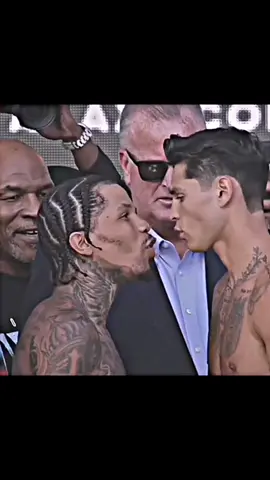 The King👑 #boxing #tyson #miketyson #legend #viral 