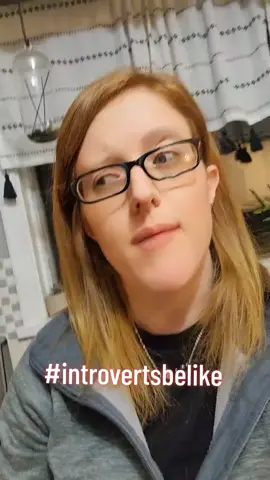 #karenwalker #willandgrace #karenwalkerchallenge #introvertsbelike #personalspacechallenge 