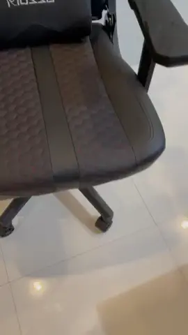 Great comfort and great quality! ! Use MUSSO Gaming Chair to enhance your gaming experience. MUSSO Retro Series Gaming Chair 249B retro style, using more wear-resistant carbon fiber fabric, neatly arranged rhombus pattern. Sophisticated and comfortable.#musso #gamingchair #chairs #retro #vintage #fashion