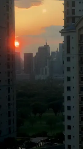 Sunset 🌆 #sunset #sunsetlover #sunsets #bgc #taguig #building #buuldings #ilovetaguig #taguigcity #citysession #ilovetheview #viewwithmusic #citiesskylines #philippinesviews #timelapse #philippinesview #bonifacioglobalcity #timelapsevideos #manilaview 