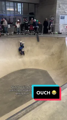 The skateboard had a hero to villain arch 🫣 #skateboardfall #ukskateboarders #skateboardcommunity #fypskateboarding #trainingfortheolympics 