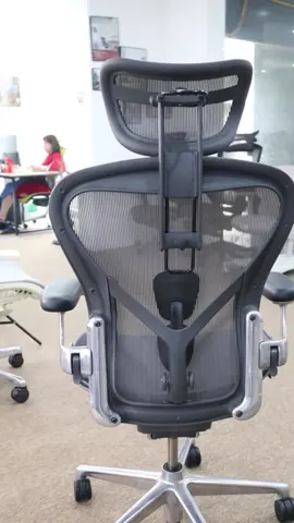 Chiếc ghế được coi là 'ENDGAME' trong ngành ghế Công thái học sẽ trông như thế nào?  #hermanmiller  #aeron2  #LearnOnTikTok #congthaihoc  #thanhcongnghe  #nghiensetup  #decorations
