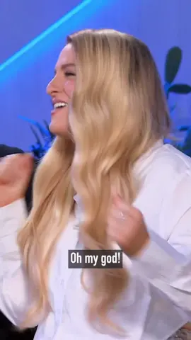 IT’S HAPPENING 💖 @kellyclarksonshow @darylsabara #kellyclarkson #spykids #genderreveal 