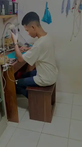 Tidak ada istilah mulai lagi dari nol saat Anda gagal, kegagalan justru membuat Anda lebih berpengalaman.#fypシ゚viraltiktok☆♡ #xyzbcafypシ #nttpridekupangntt #kupangntt #nttpride #nikmatikenangannya #timurstory #ramaikanselalu #nonstopantingedrop #kupangpunyadong #naikolan #aquadulu #ntteam #katakatabanjar #timur #soundntt #hellohongkong #terimatantanganroyco #jodohku #statusvideos 