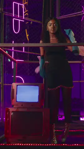 OMG!!! We’re trending #25 on YouTube’s music list. Thank you all SO much! Lets keep streaming and watching Step It Up!!❤️🥳🫶🏾 RAH!🐺🔥  #jeieldamina❤️ #jeieldamina #stepitup #trendingsong #trendingvideo 