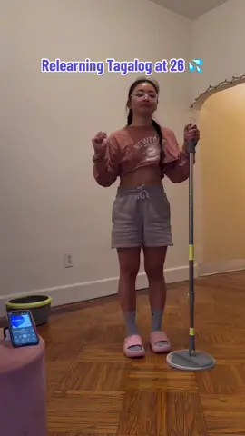 More like Taglish 🤭 sharing the knowledge so y’all can keep your friends hydrated 💦💦💦 #filipinomemes  #fortheculture #pinoy