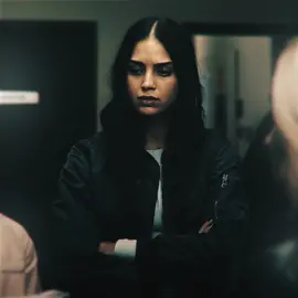 carried scream 6 on her back !!! | #fldvoid #scream #scream6 #scream6edit #screamedit #samcarpenteredit #samcarpenteredit #samanthacarpenter #samanthacarpenteredit #melissabarrera #melissabarreraedit #foryoupage #fyp #foryou #aftereffects #viral #ghostface #edit 