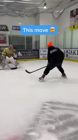 @elev802 does it again #hockey #trickshot 