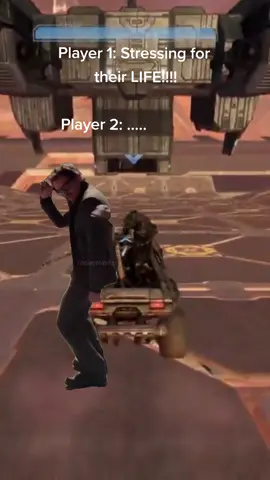 Player 1 sweating their balls off while player 2 gets to groove to this masterpiece! 🤣💀 #CapCut #foryou #Halo #halocollection #masterchief #masterchiefcollection #gamingfyp #splitscreen #GamingOnTikTok 