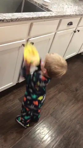 Ce-real big mess ya got there 🥣 #afv #toddler #fail #funnyvideos #parentsoftiktok #parenting #cereal #breakfast 