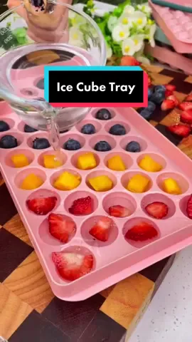 Ice Cube Tray #icecubetray #icecubetrayround #icecubemaker #icecubemakersilicone #icecube #icemaker #icetray #colddrink 