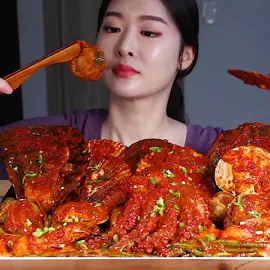Mukbang spicy seafood ( yt-FUME ) #seafood #spicyseafood #mukbangkorea #koreanfood #mukbangvideo #mukbangeatingshow #fyp #mukbang #asmr 