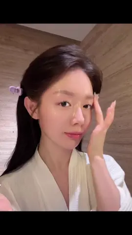✨✨✨ chinese skincare routine inspo <3 ✨✨ ID: aiyang66 #fyp #fypシ #fypシ゚viral #skincareroutine #nightroutines #bodycareroutine #cleangirlaesthetic #glassskincare #dryskintips #beautytips #clearskintips #routineaesthetic #vlogsaesthetic #lalalagirls #okokokgirls #morningroutines #skincaretips #skincareasmr #selfcareroutine #viral #foryoupage 