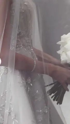 تهنئة عروس بإسم حنان 💗 #دعوات_الكترونيه #دعوة_زواج #دعوة_زفاف #تهنئة_زواج 