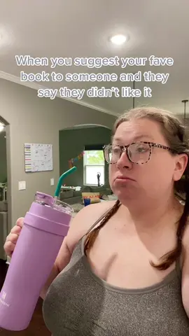 What do you mean you didn’t like it???  😅😅😅 • • • • • #MomsofTikTok #momswhoread #booksoftiktok #arcreadersneeded #bookstagram #bookstan #fyp #bookish #bookishthoughts #booktokcommunity #bookishgifts #foryoupage #spicybooktok #trending #watertok 