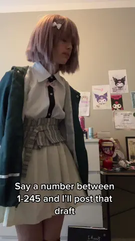 My reach is really bad help #swedishcosplayer #cosplayer #cosplay 